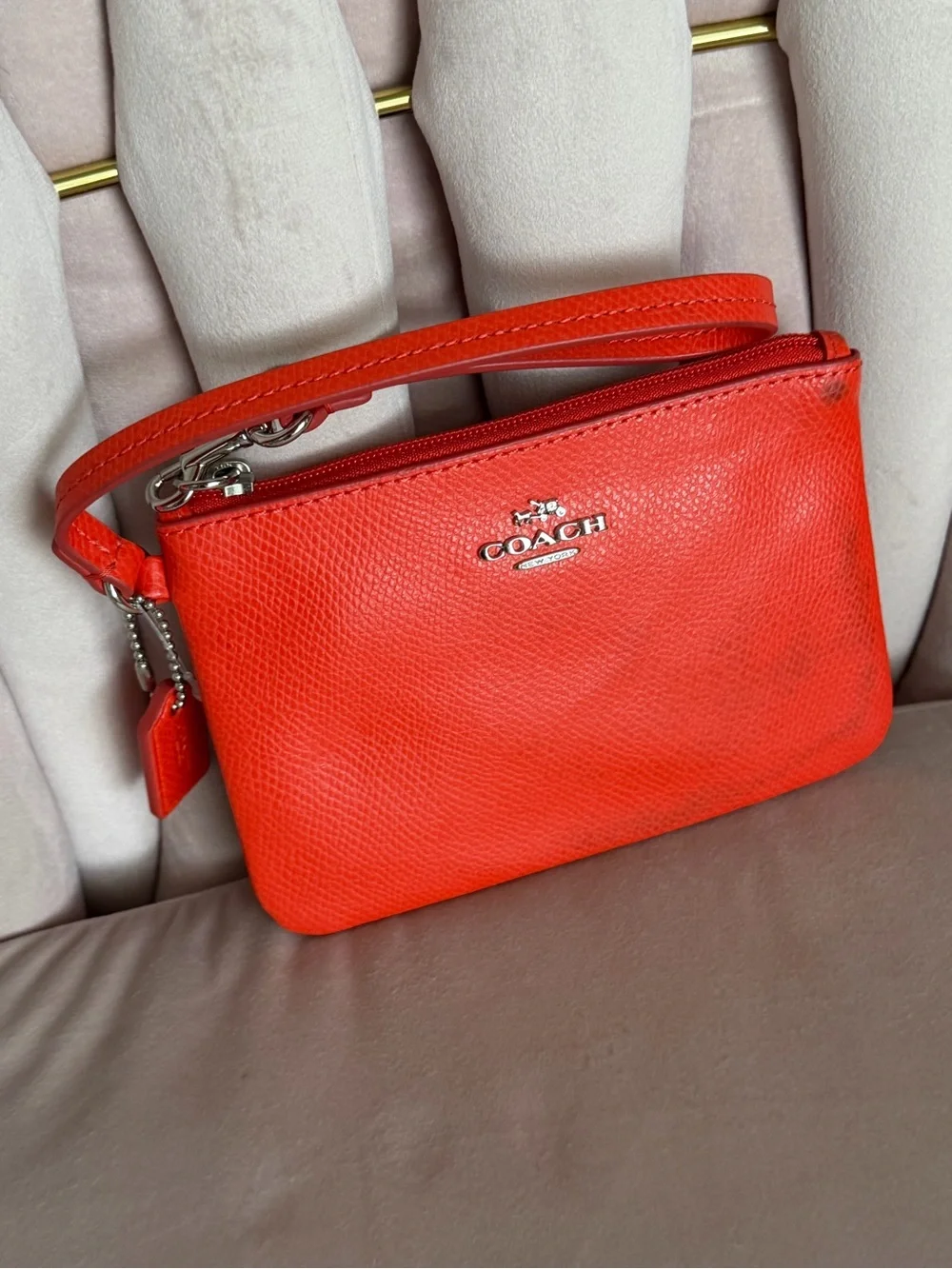 Coach F52850 Crossgrain Leather Small Wristlet in Orange 🍊
